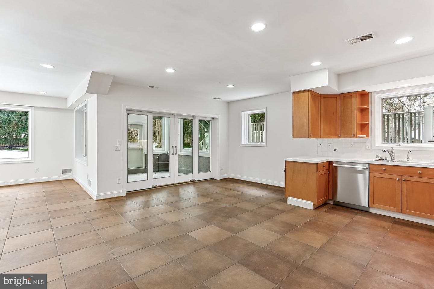 4212 Dresden Street photo 59