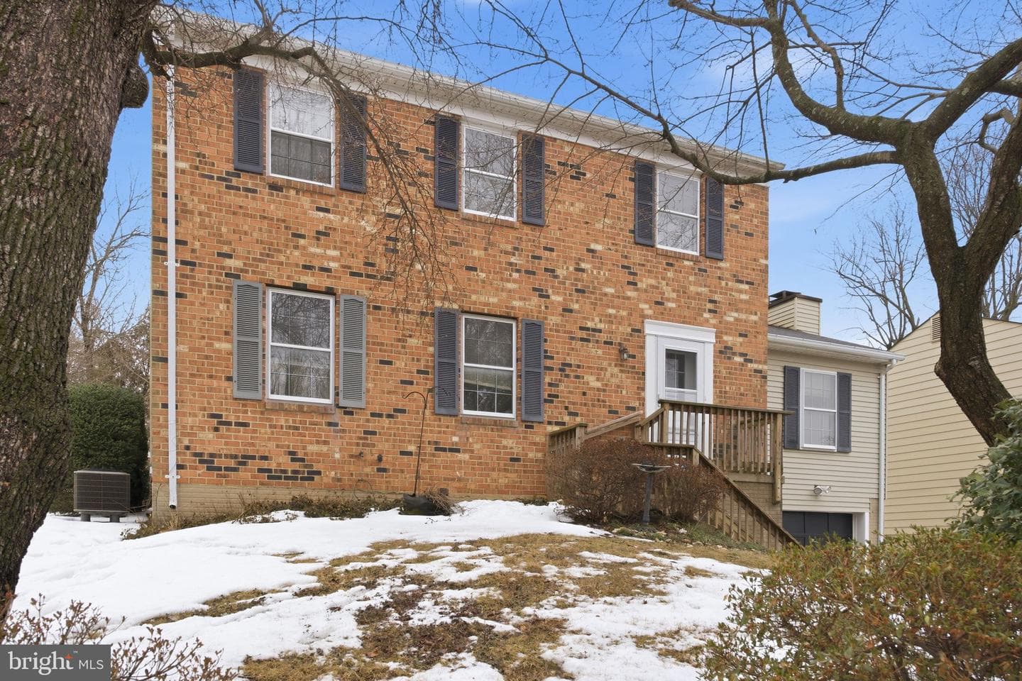 25945 Lasalle Court photo 2