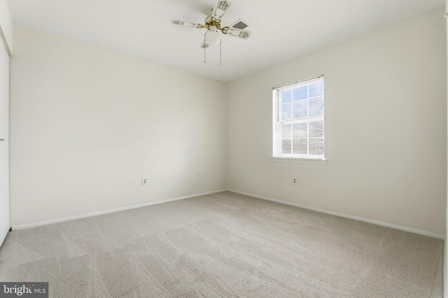 25945 Lasalle Court photo 26