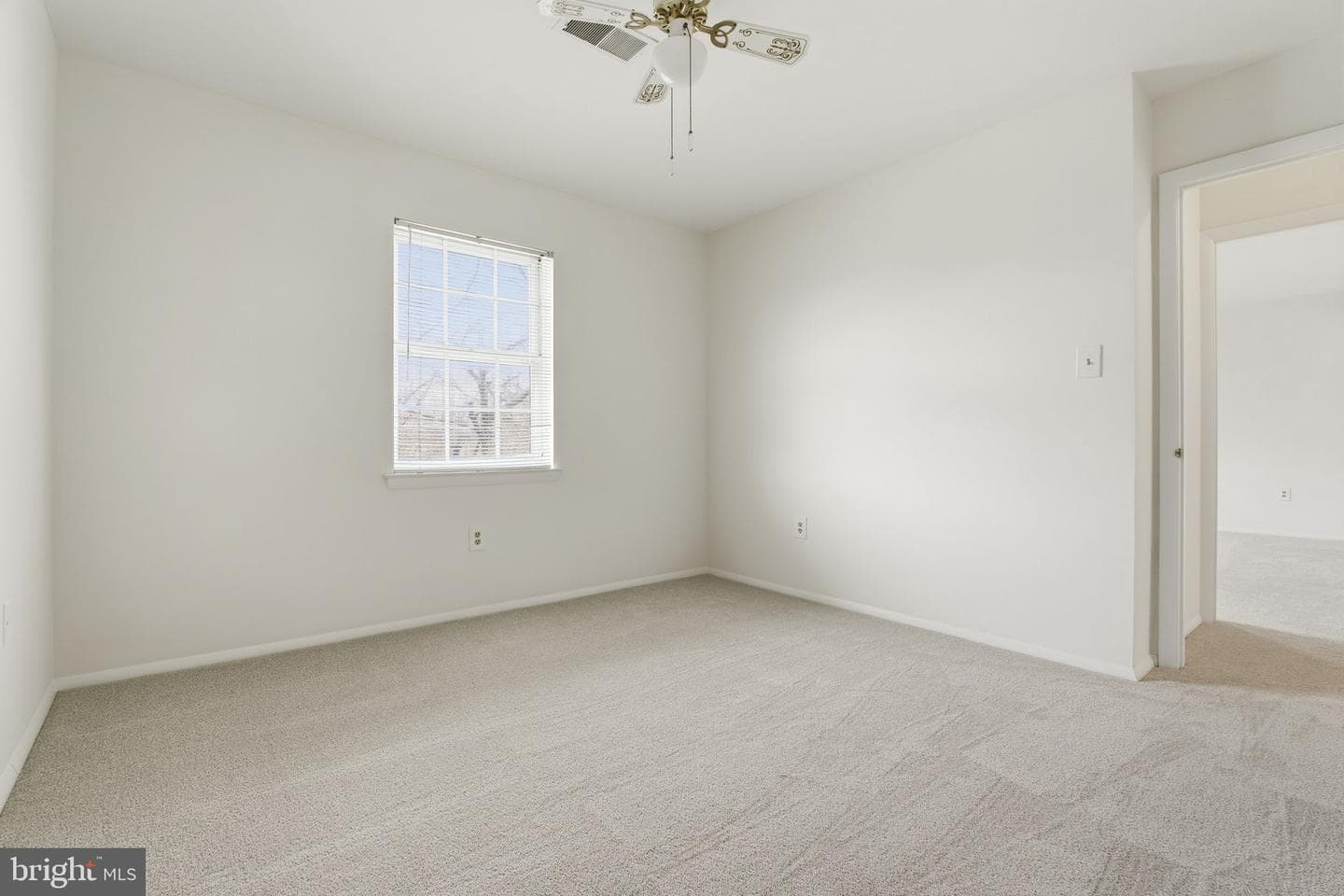25945 Lasalle Court photo 27
