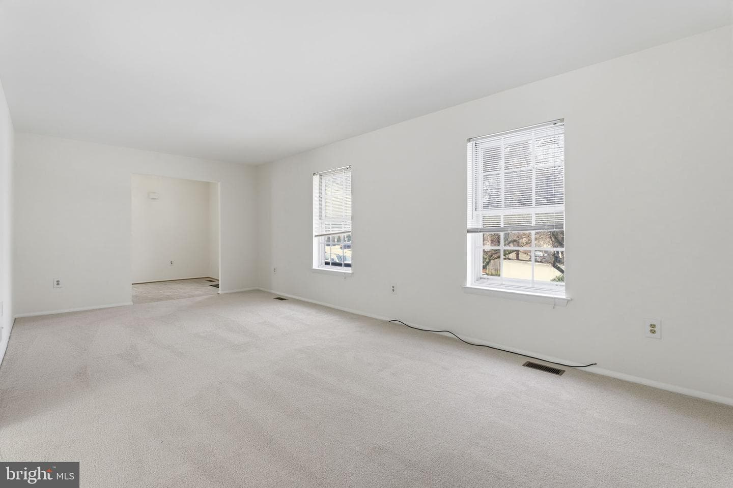 25945 Lasalle Court photo 9