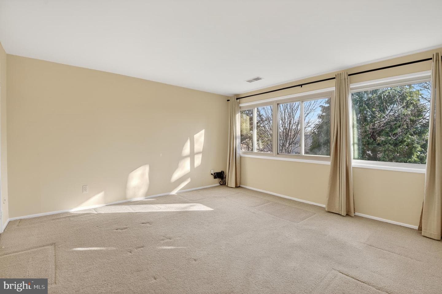 19144 Roman Way photo 17