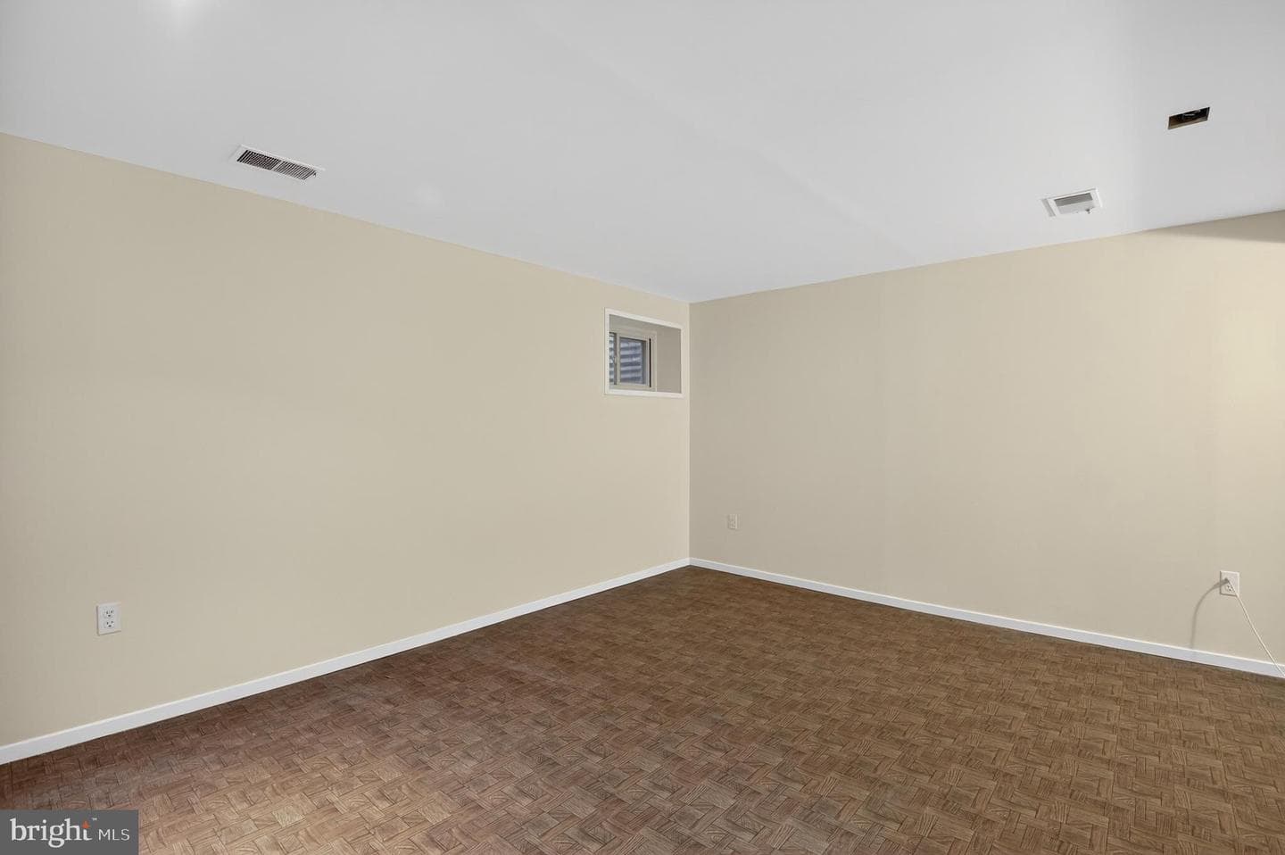 19144 Roman Way photo 27