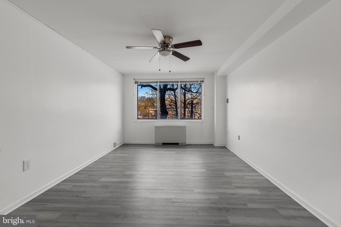 10201 Grosvenor Place #204 photo 16