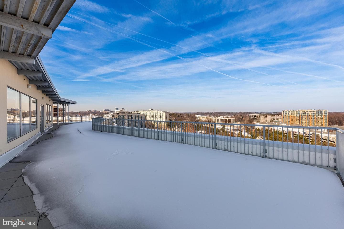 10201 Grosvenor Place #204 photo 22