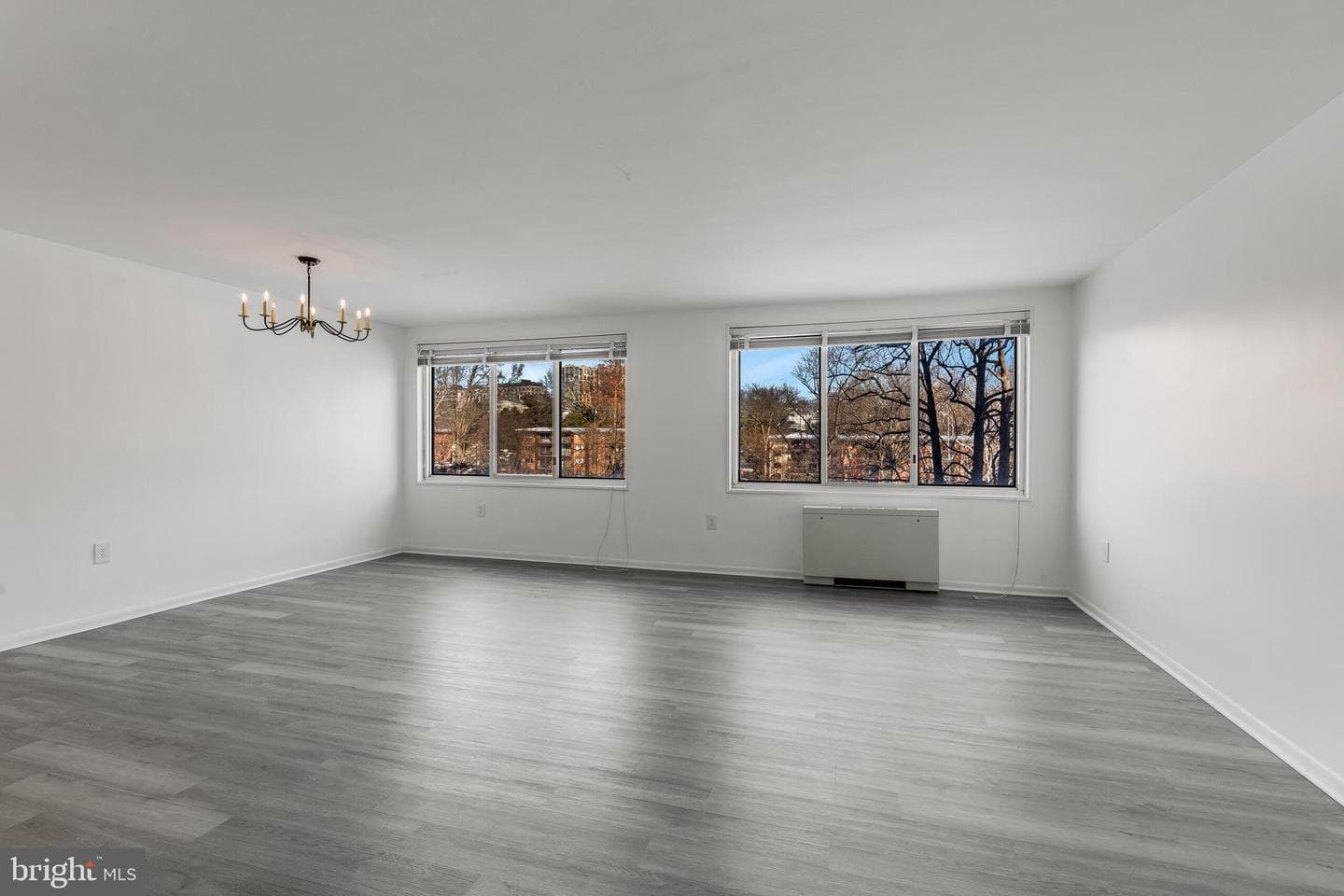 10201 Grosvenor Place #204 photo 6