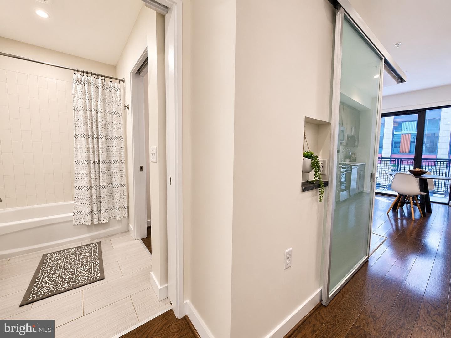 1320 Fenwick Lane #606, Silver Spring