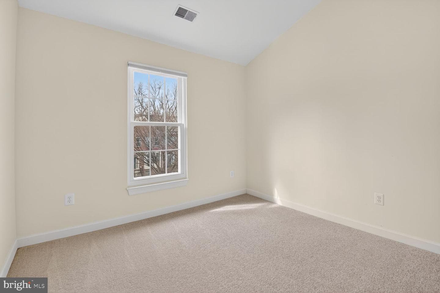 13766 Lambertina Place photo 18