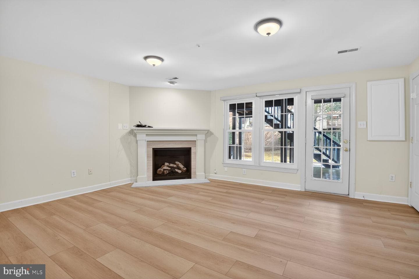 13766 Lambertina Place photo 24