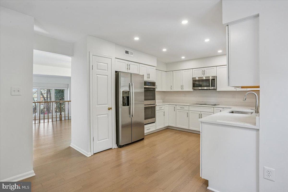 5700 Magic Mountain Drive photo 18