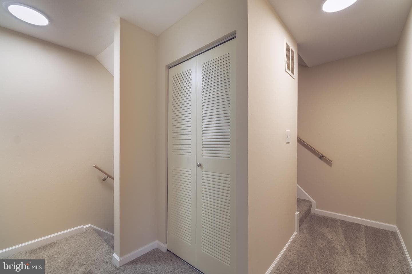 9416 Penshurst Court photo 12