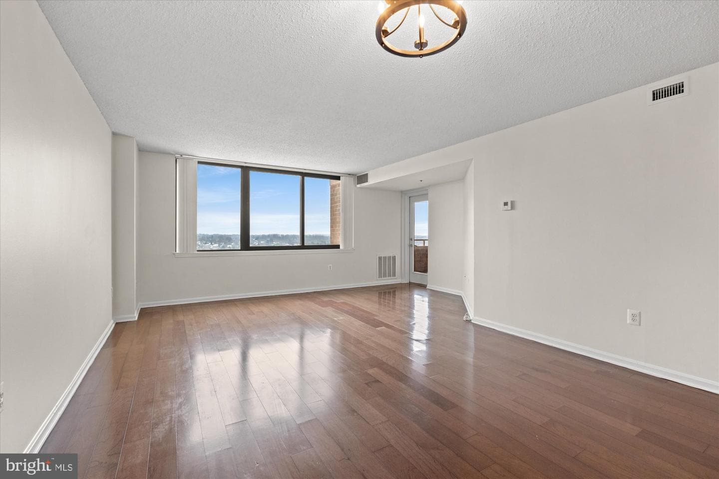 10101 Grosvenor Place #1907 photo 23