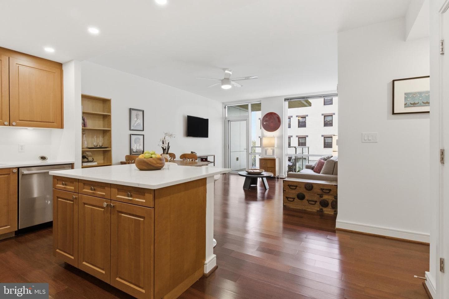 6820 Wisconsin Avenue #4008 photo 7