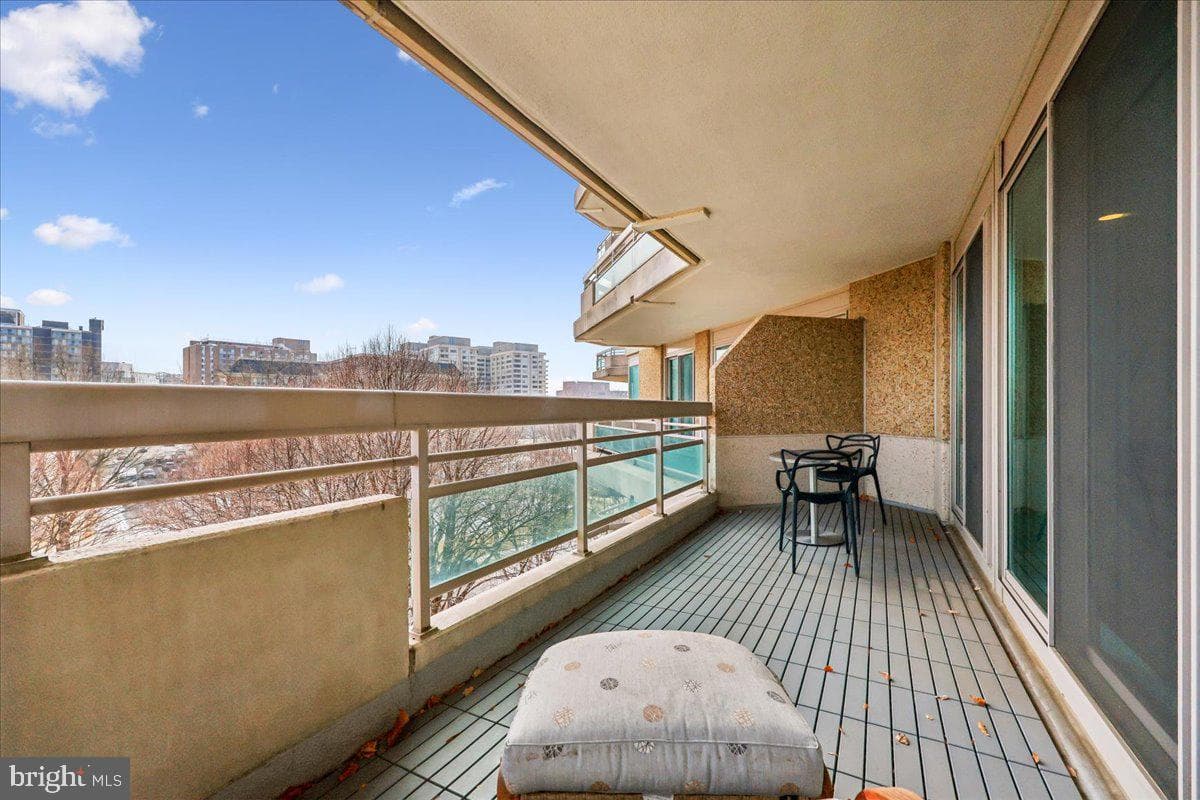 5600 Wisconsin Avenue #705 photo 35