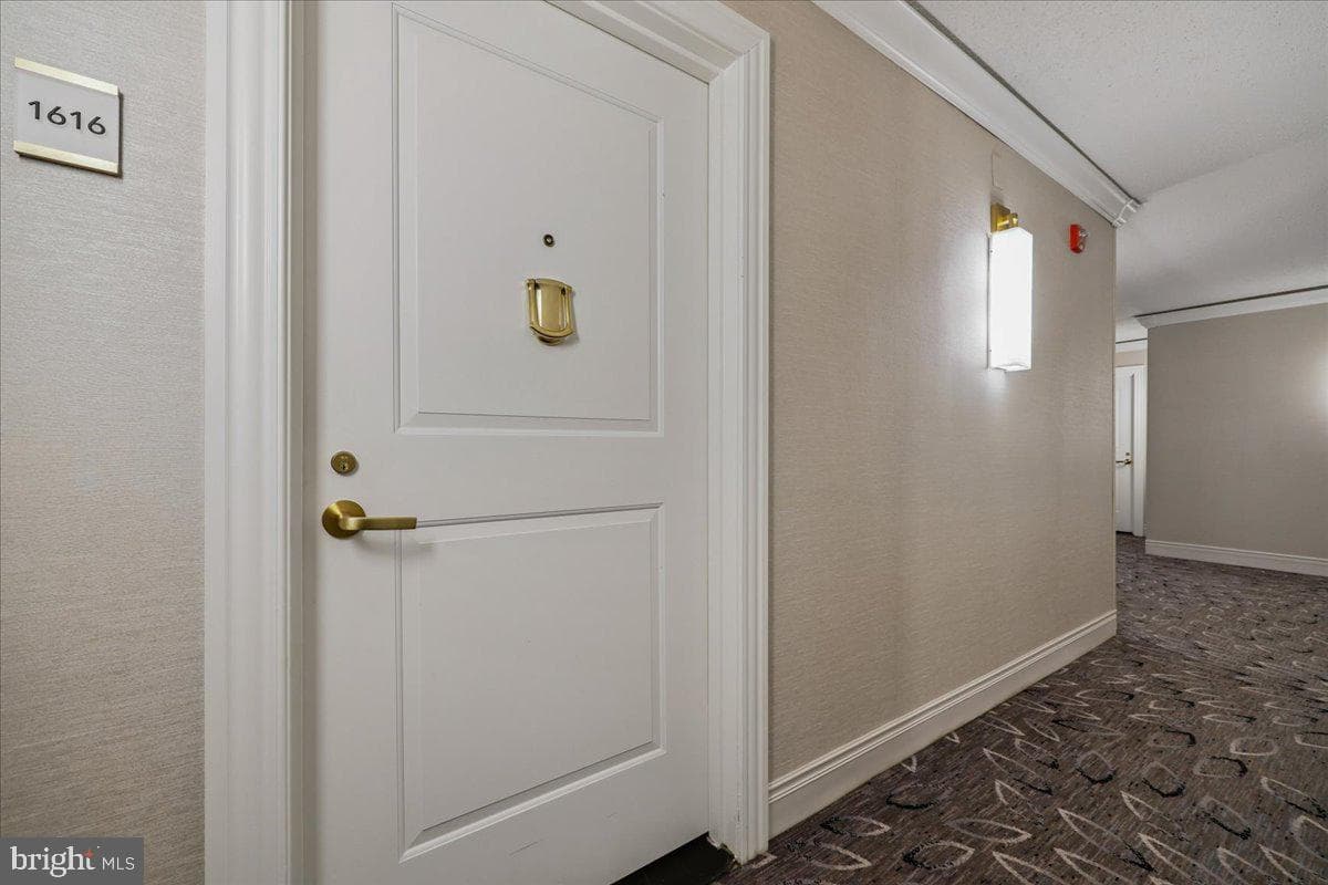 4601 N Park Avenue #1616, Chevy Chase
