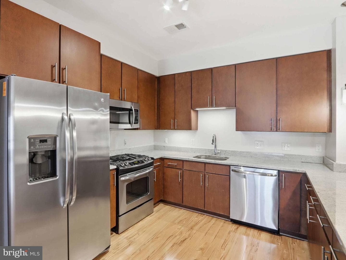 8005 13th Street #411 photo 24