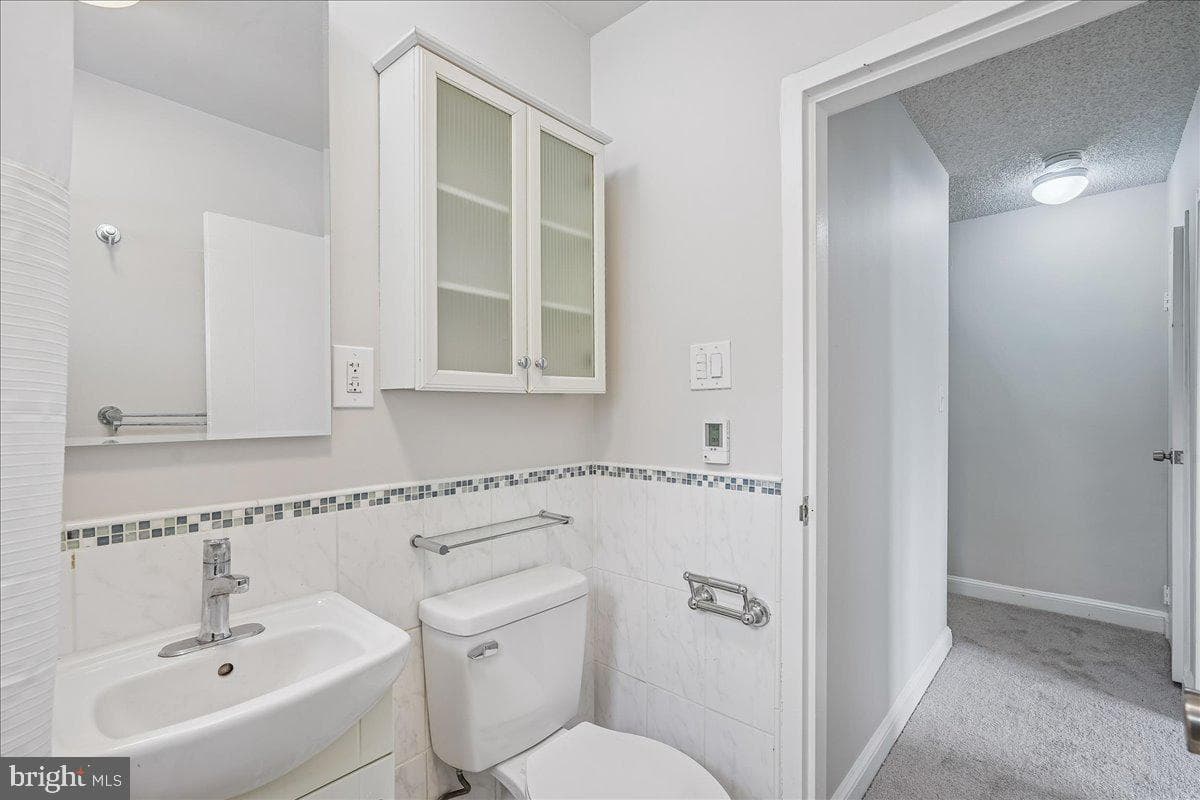 7630 Tomlinson Avenue #l-16 photo 18
