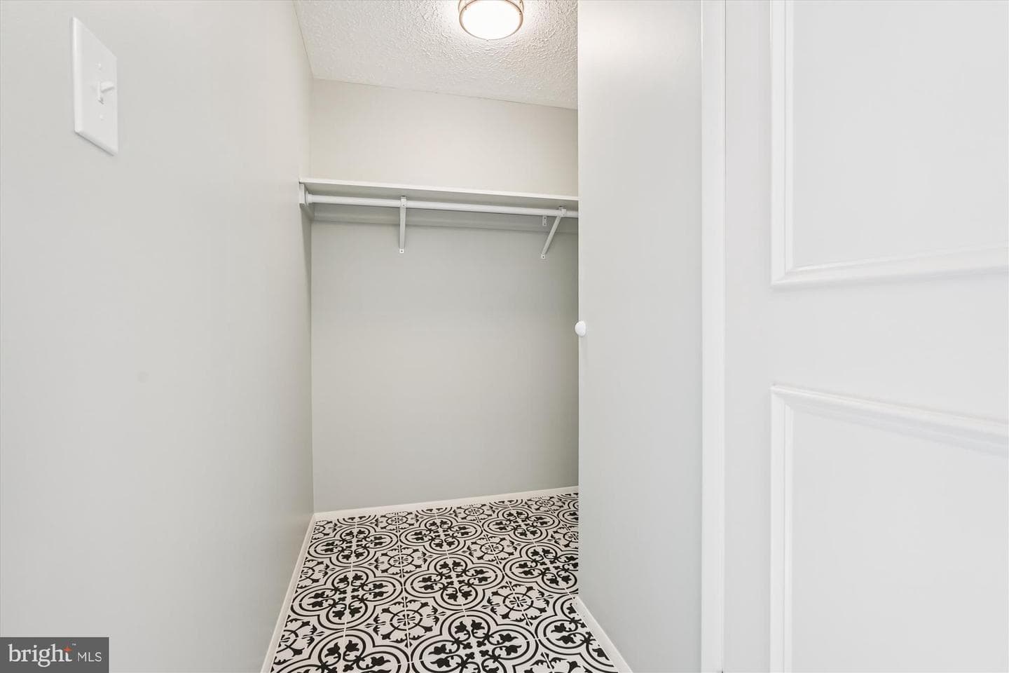 7623 Nutwood Court photo 19