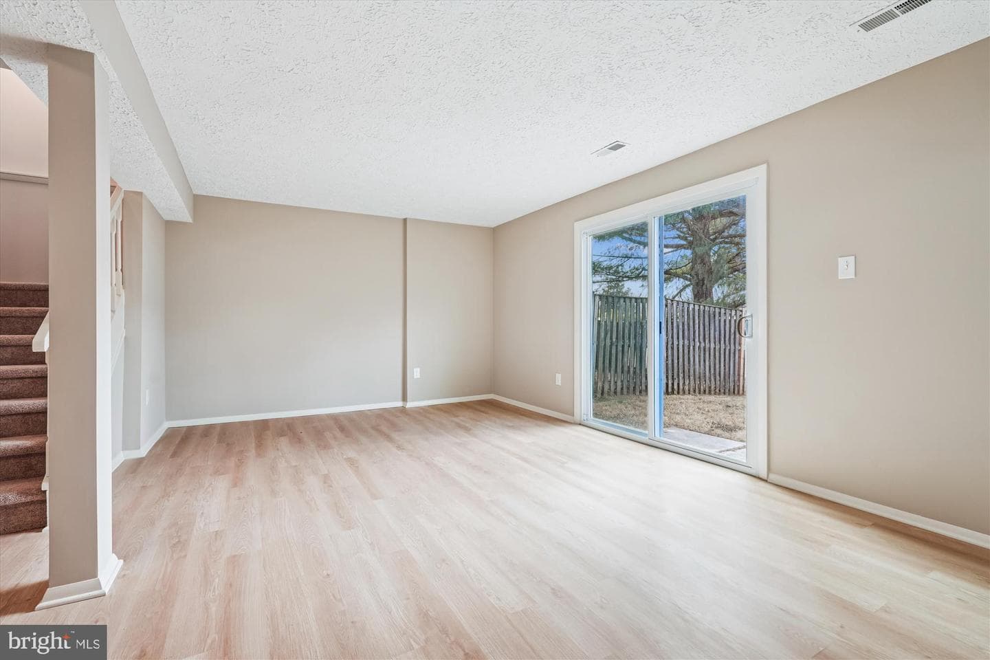 7623 Nutwood Court photo 28