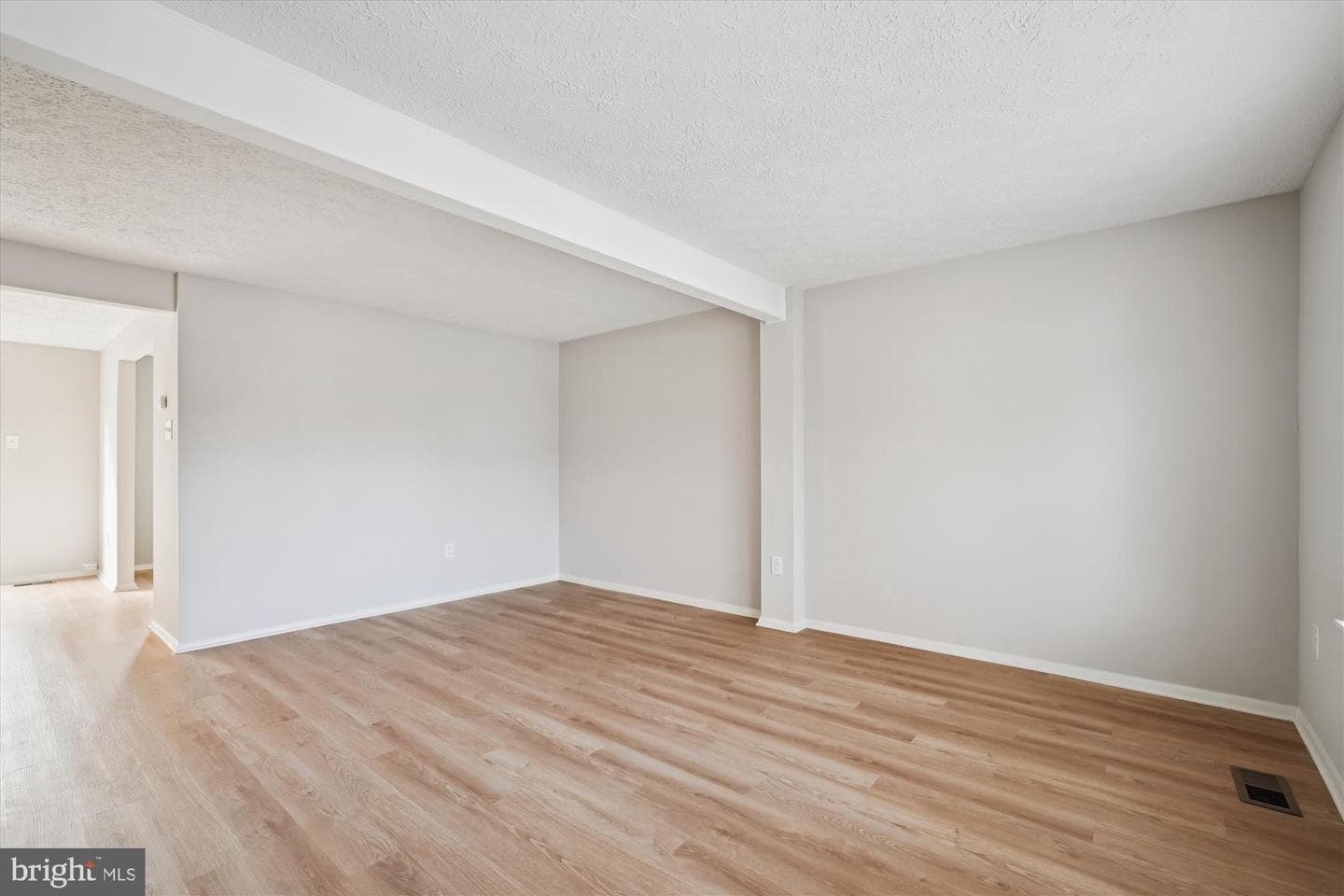 7623 Nutwood Court photo 7