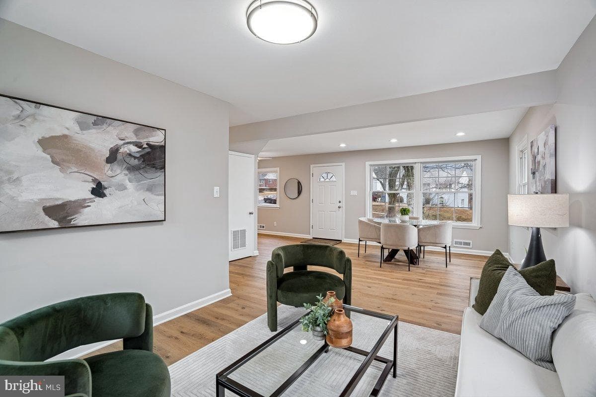 3921 Lantern Drive photo 10
