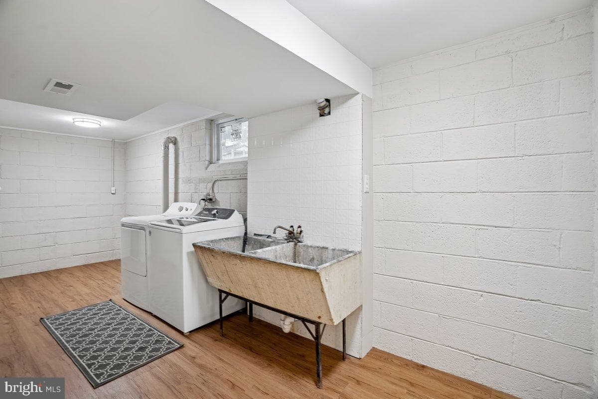 3921 Lantern Drive photo 34