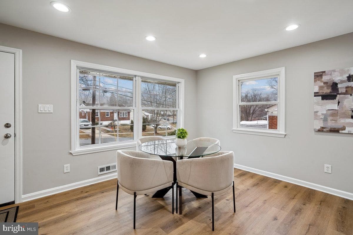 3921 Lantern Drive photo 8