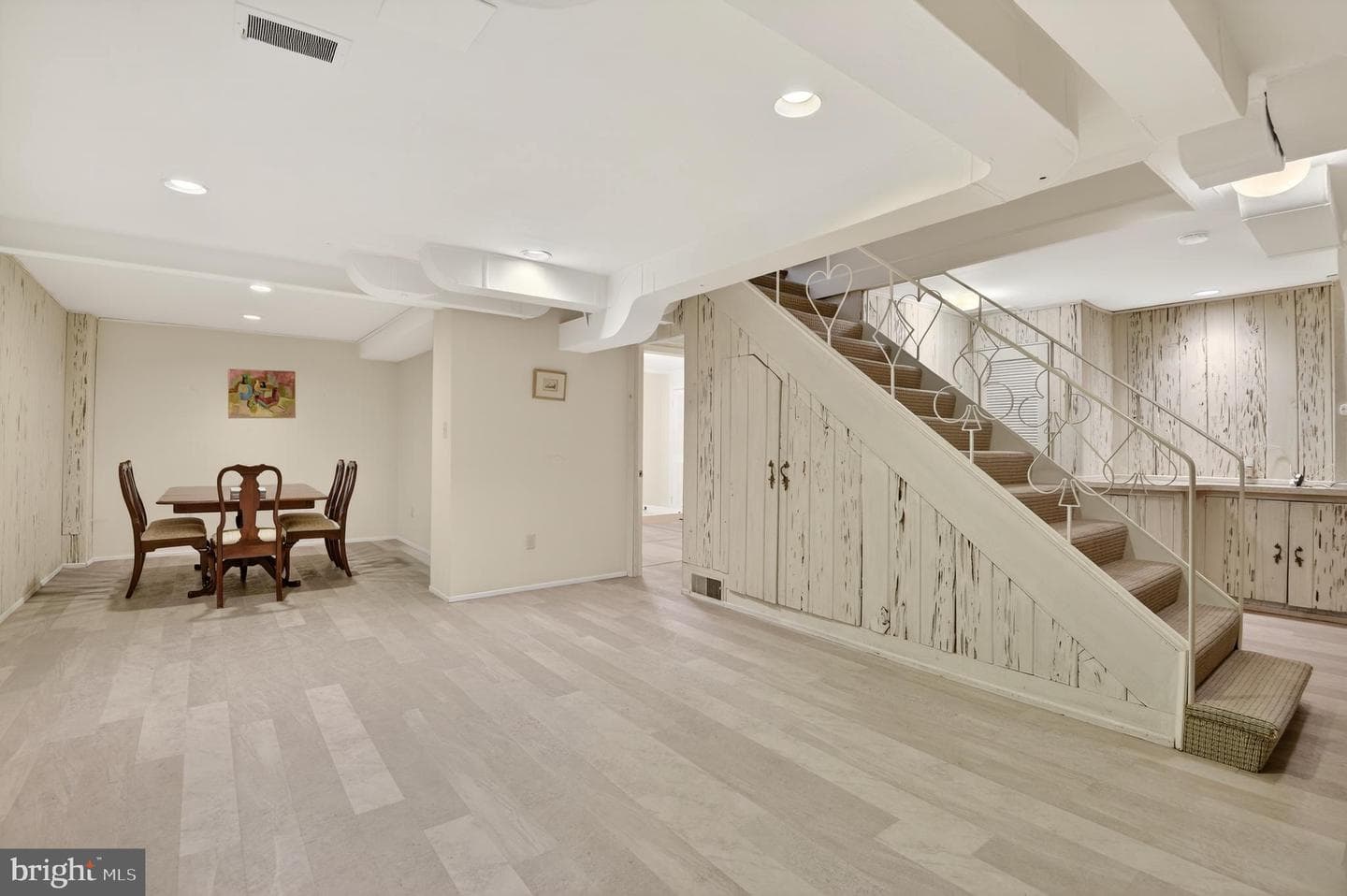 5208 Woodlawn Avenue photo 43