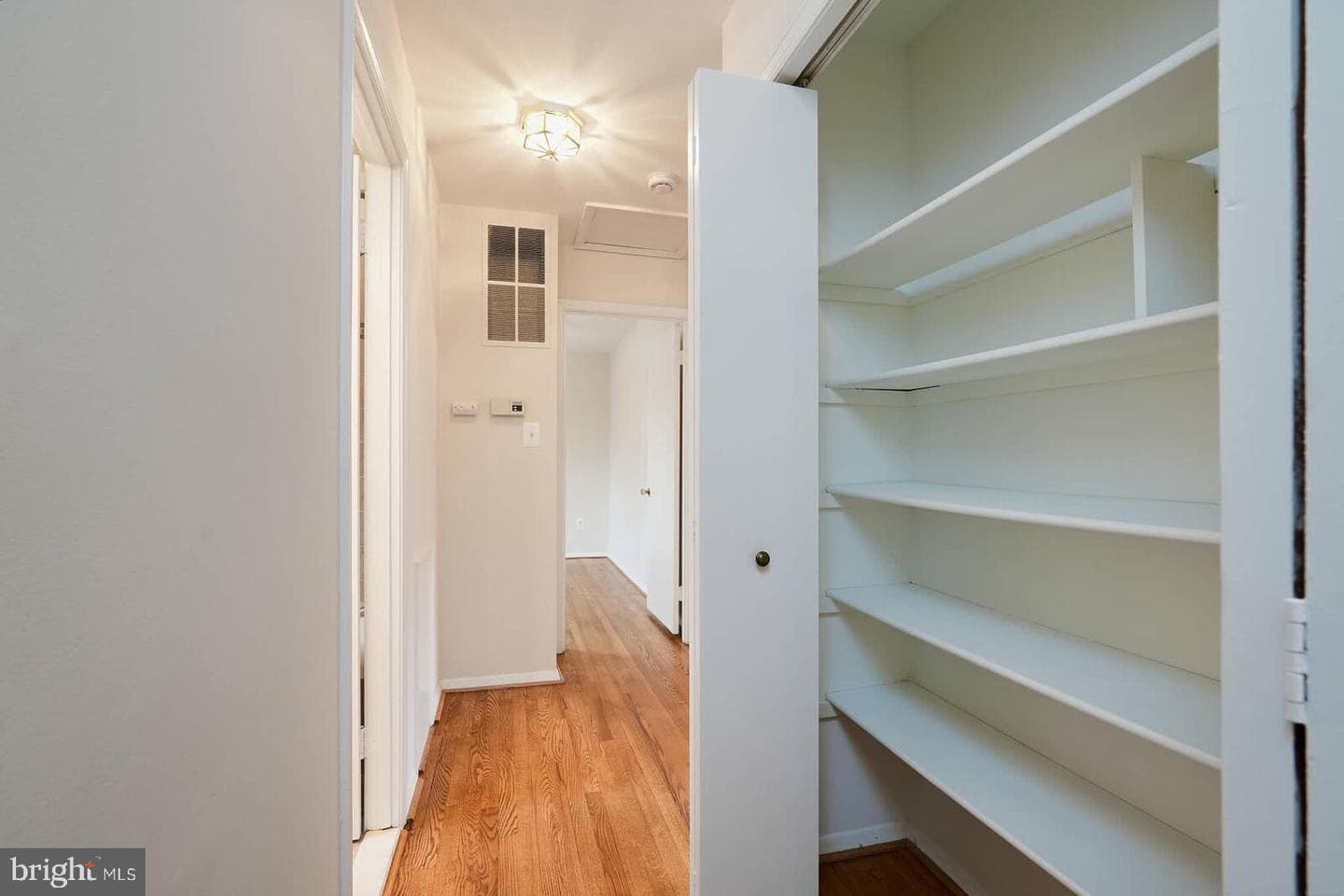 14316 Piccadilly Road photo 37