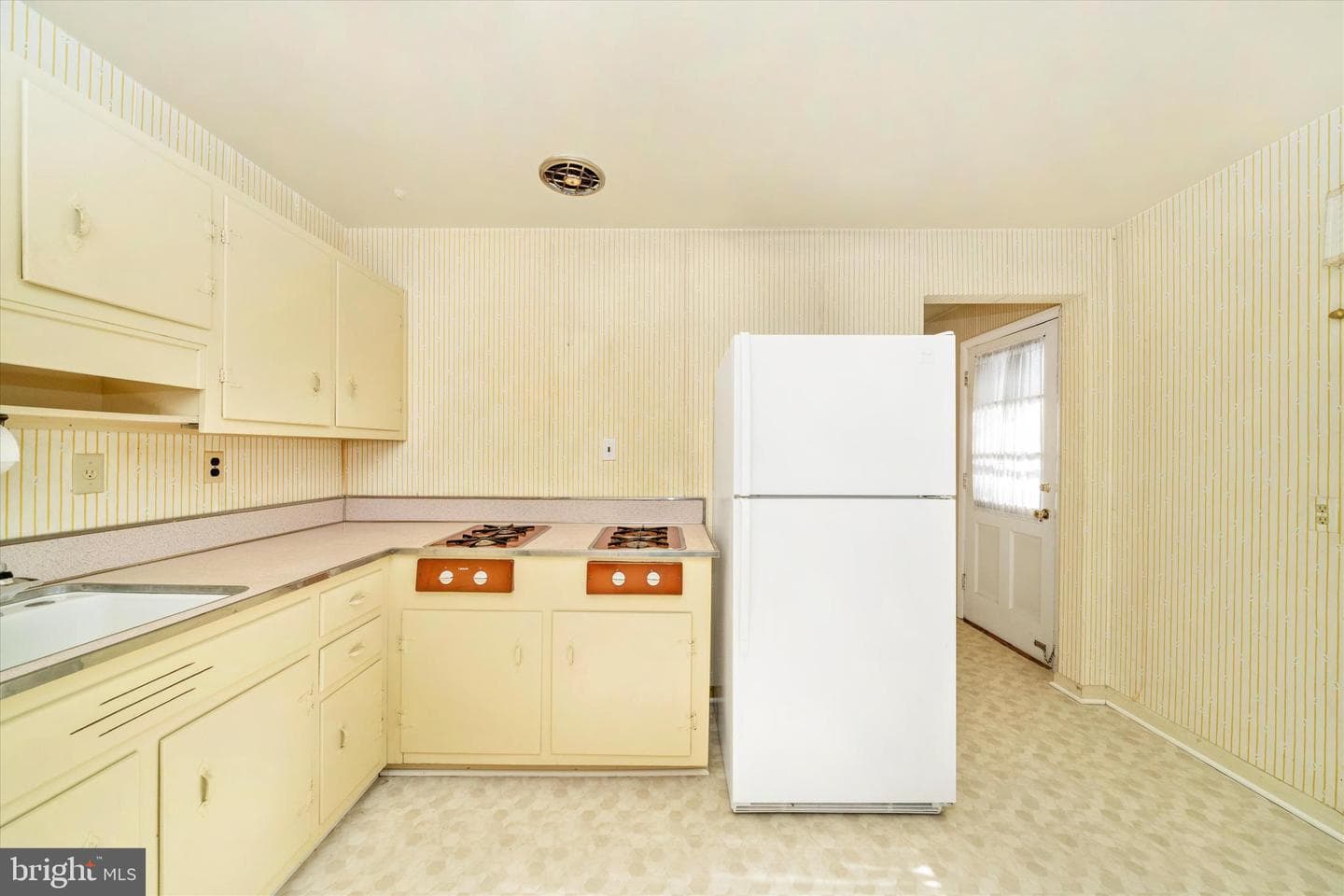 10812 Lombardy Road photo 15