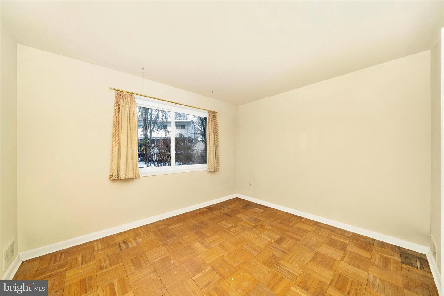 10812 Lombardy Road photo 5