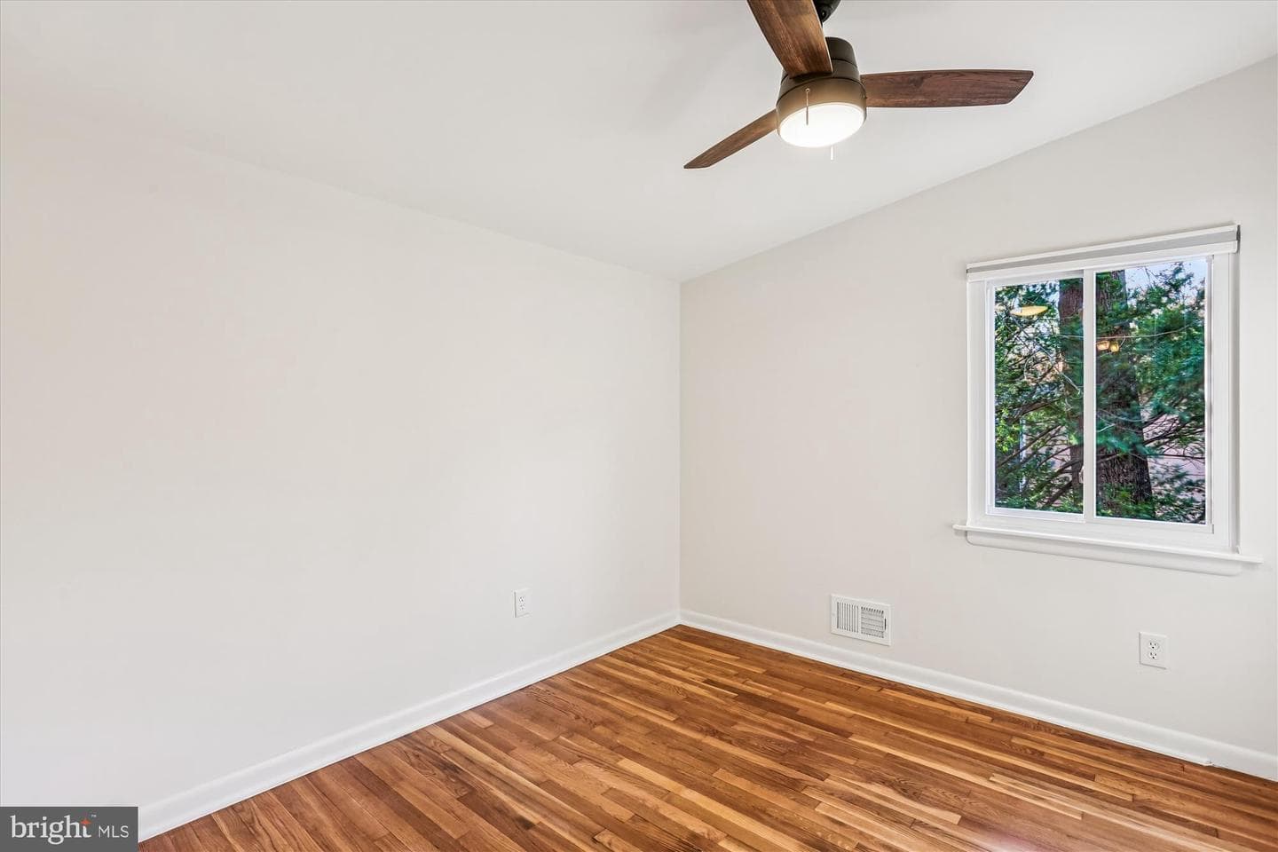 420 Lamberton Drive photo 26