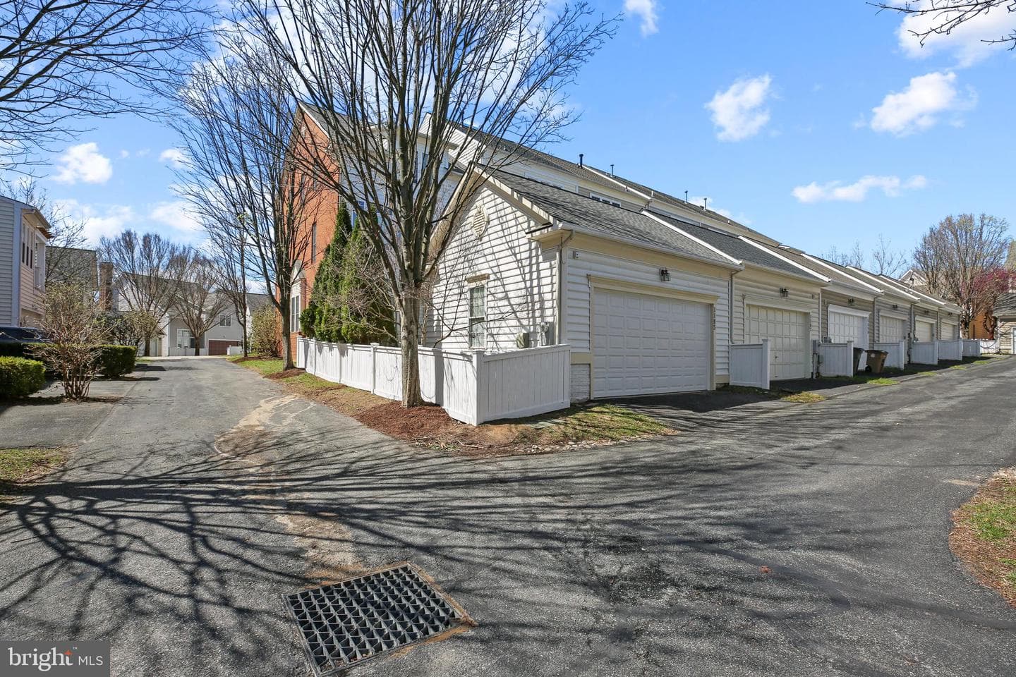 1105 Havencrest Street photo 4