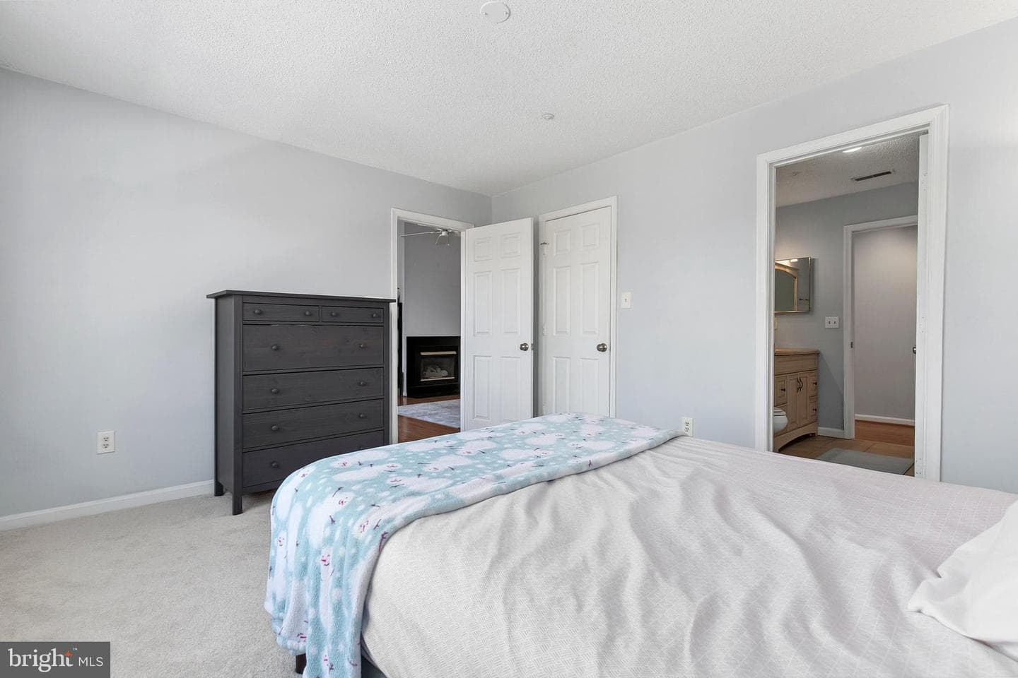 10007 Vanderbilt Circle #14 photo 19