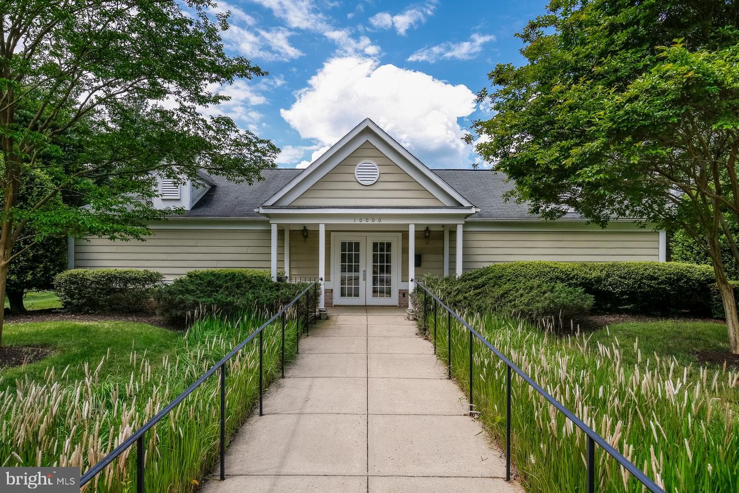 10007 Vanderbilt Circle #14 photo 33