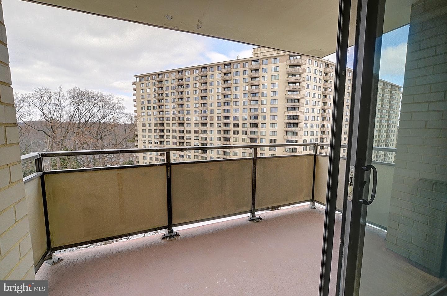 5225 Pooks Hill Road #1005s photo 10