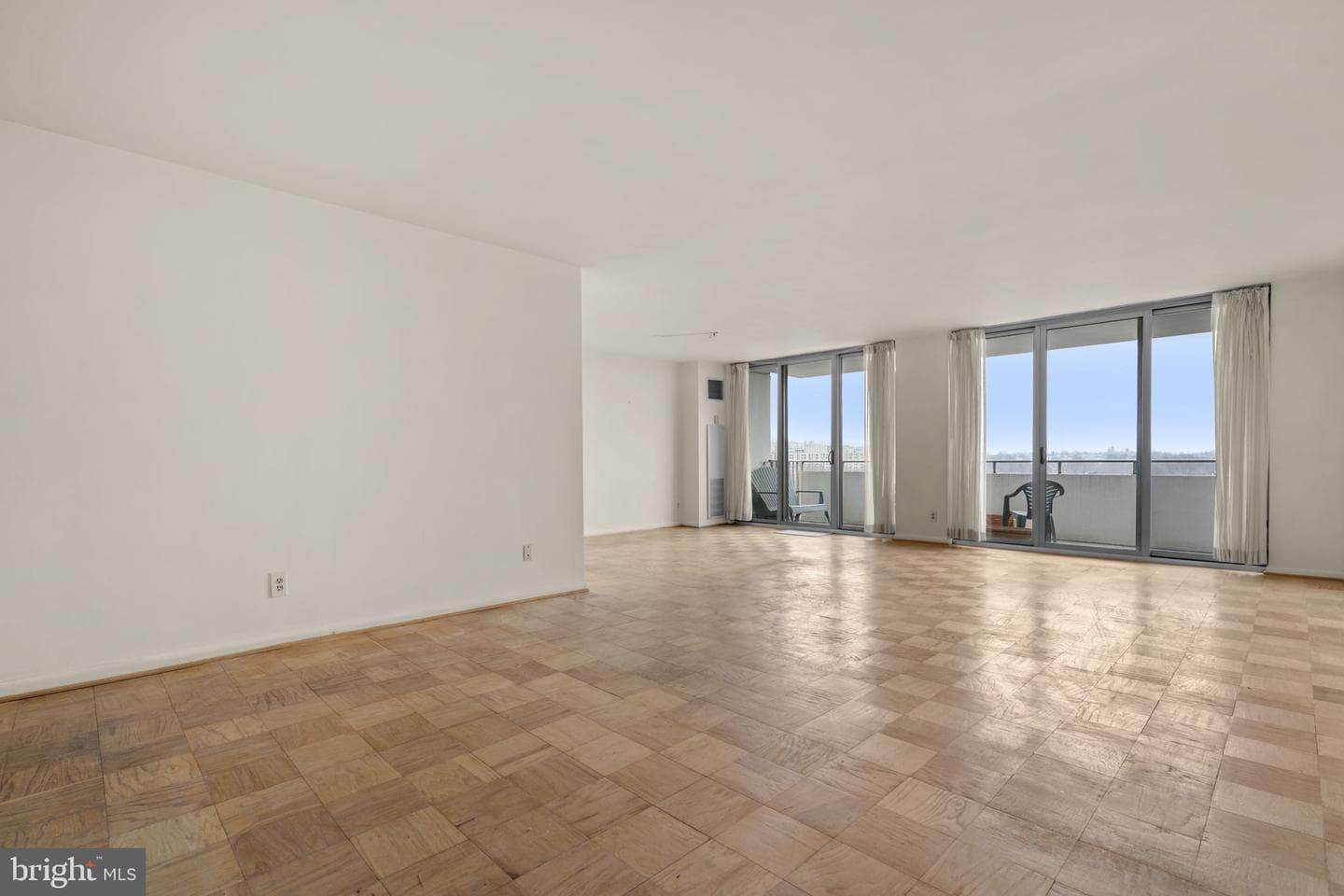 5101 River Road #1702 photo 8