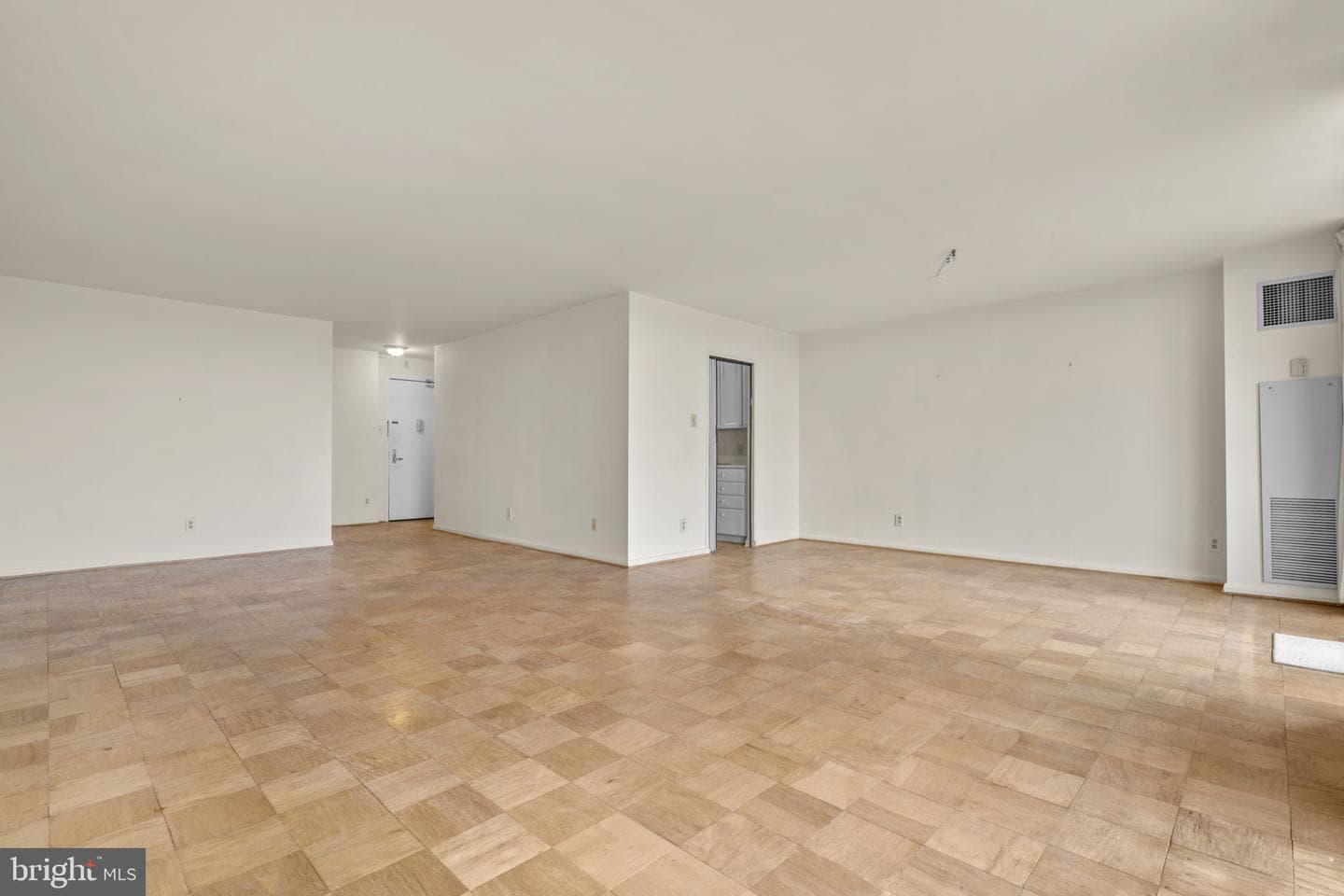 5101 River Road #1702 photo 9
