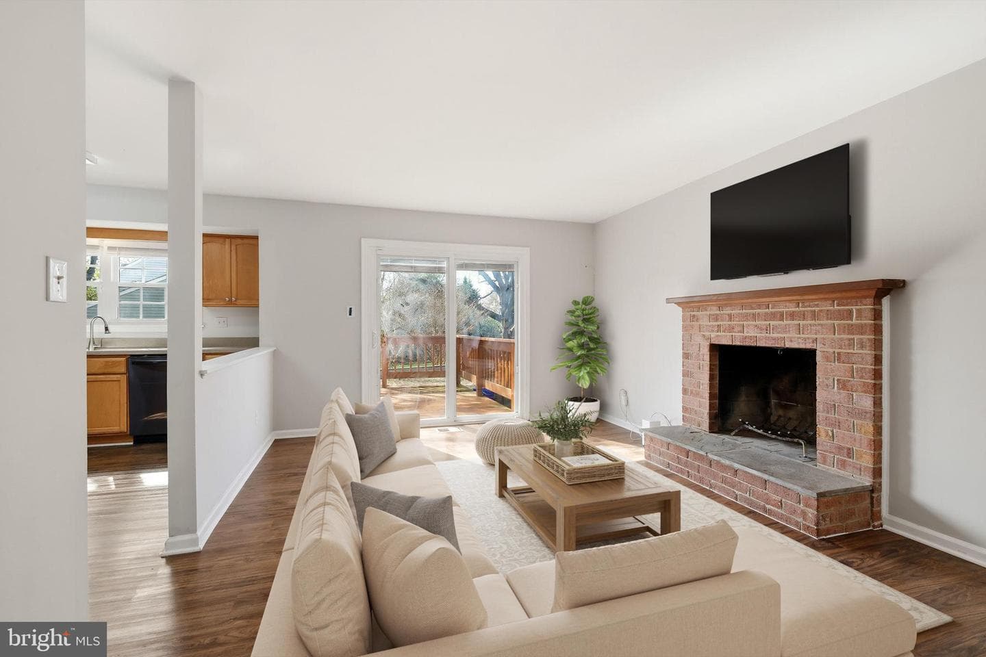11300 Freas Drive photo 11