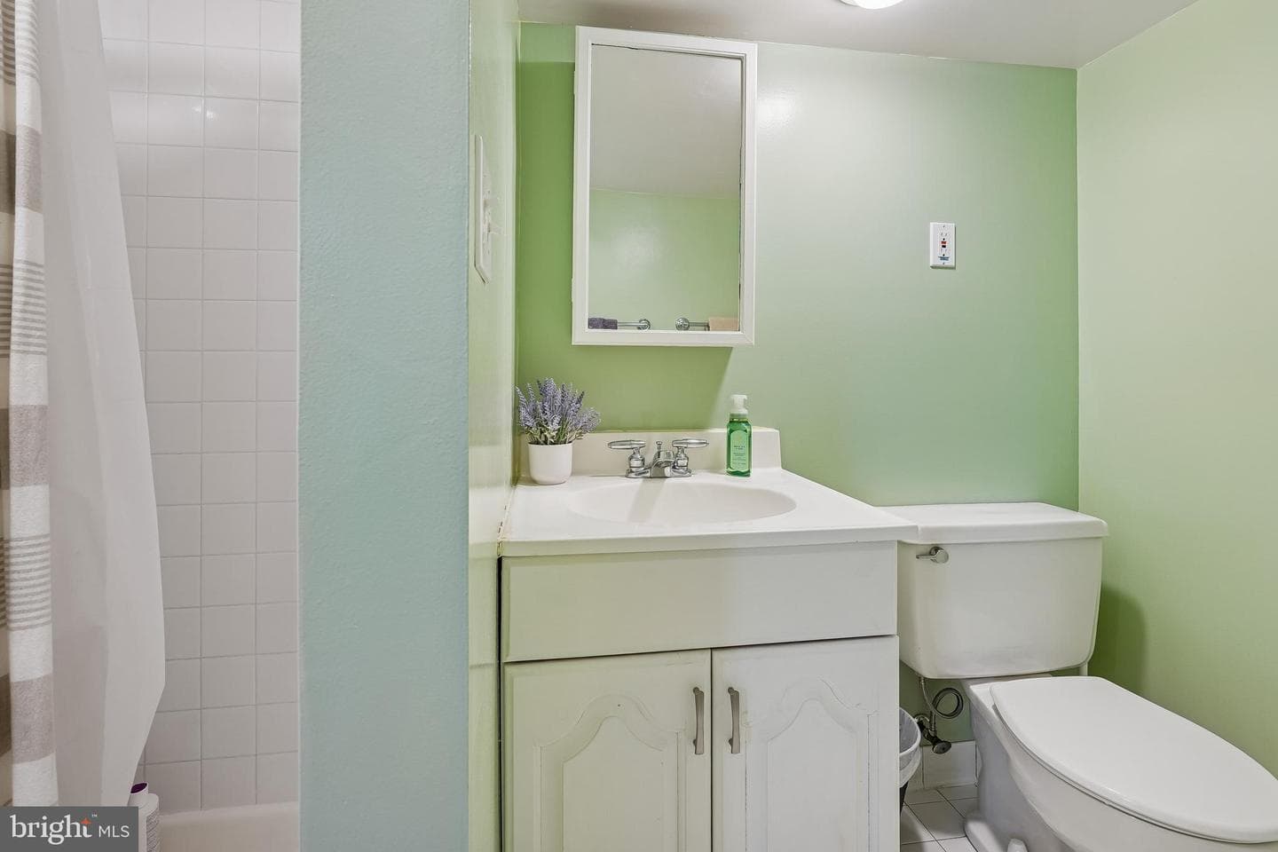 6417 Camrose Terrace photo 23