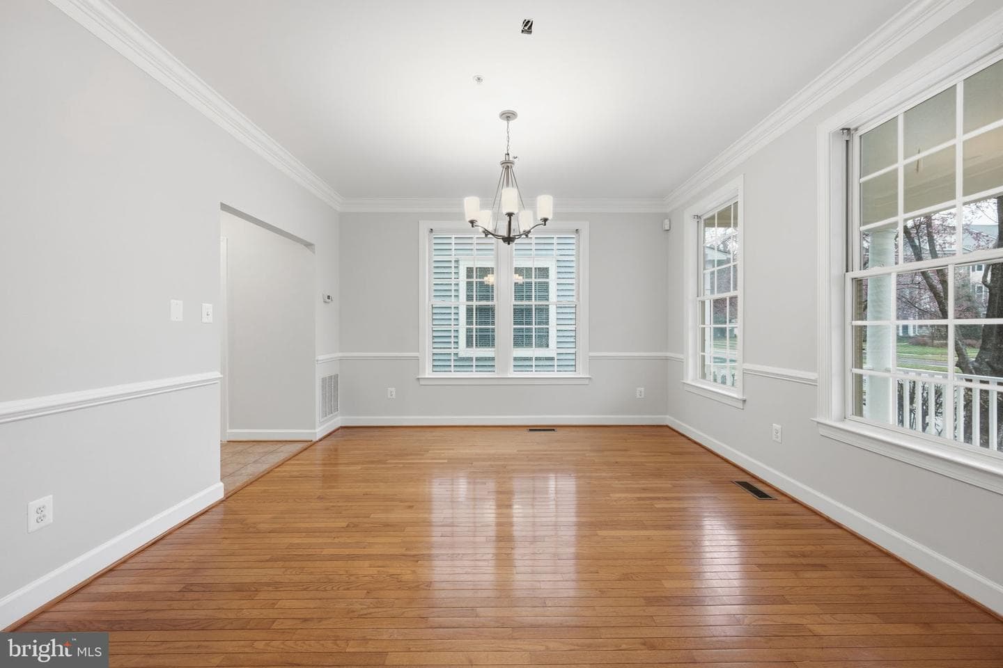 1004 Gaither Road photo 14