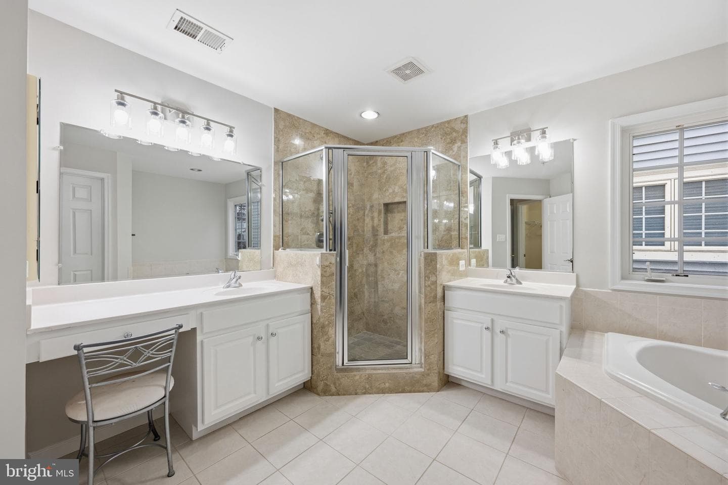 1004 Gaither Road photo 21