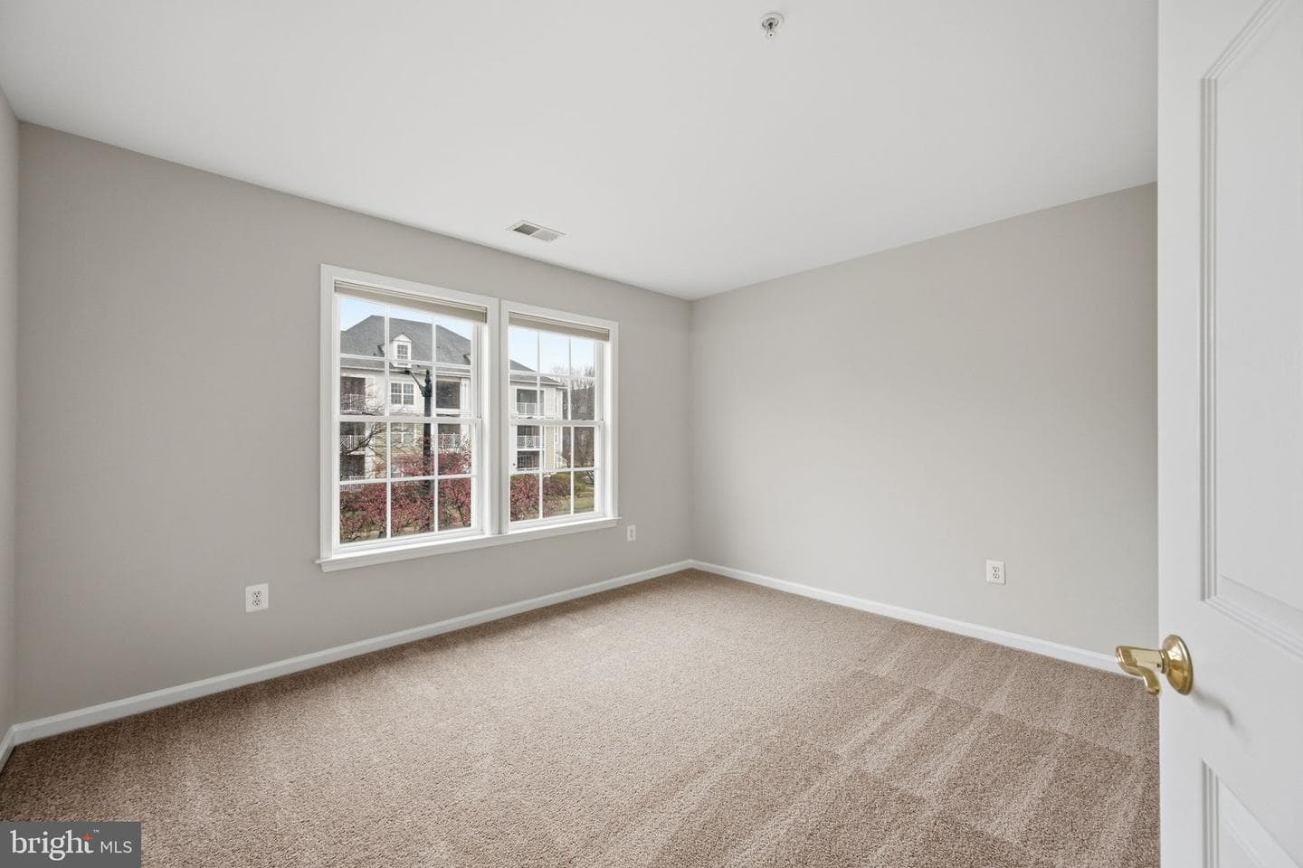 1004 Gaither Road photo 23