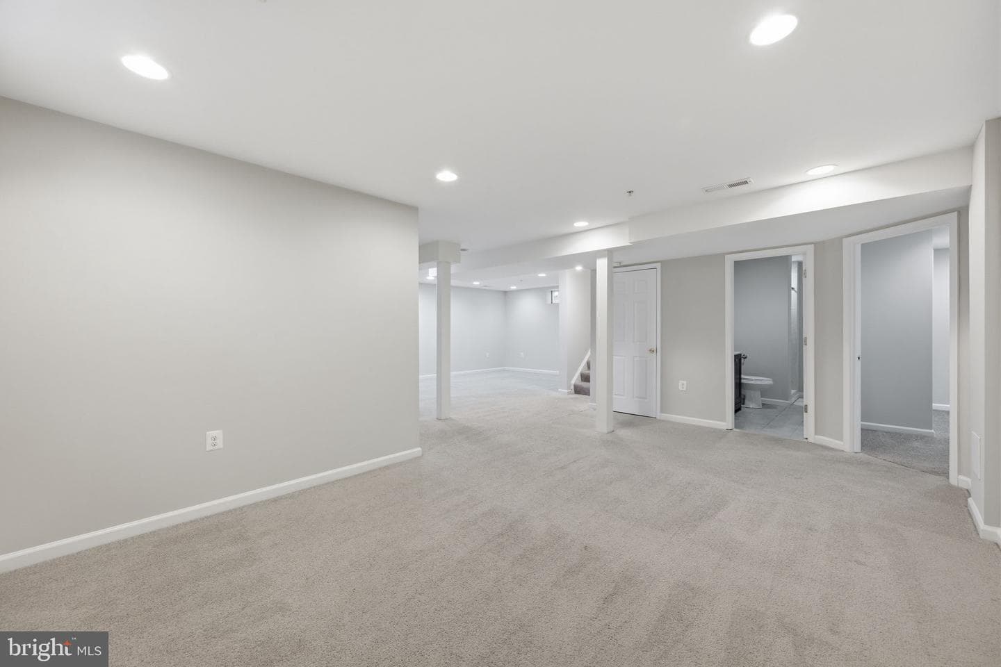 1004 Gaither Road photo 37