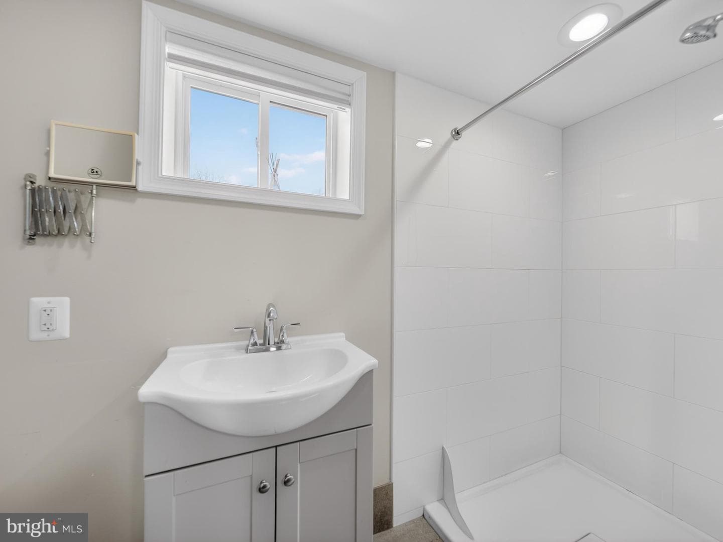 1815 Bonifant Road photo 38