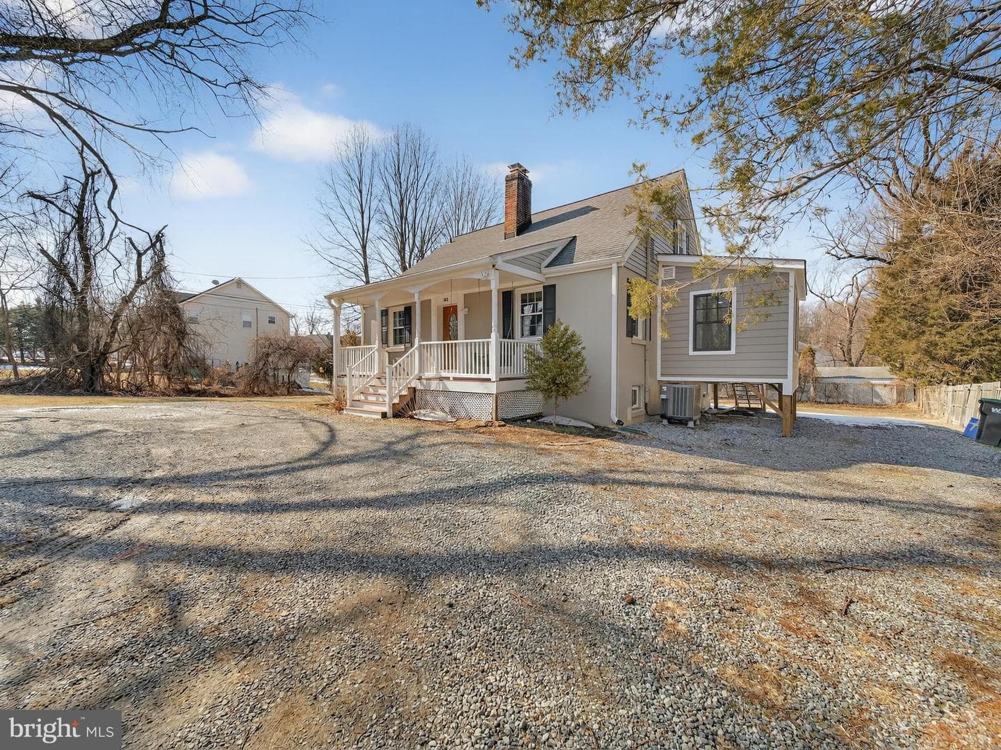 1815 Bonifant Road photo 4