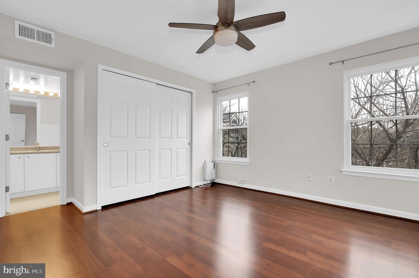 913 Hillside Lake Terrace #413 photo 11
