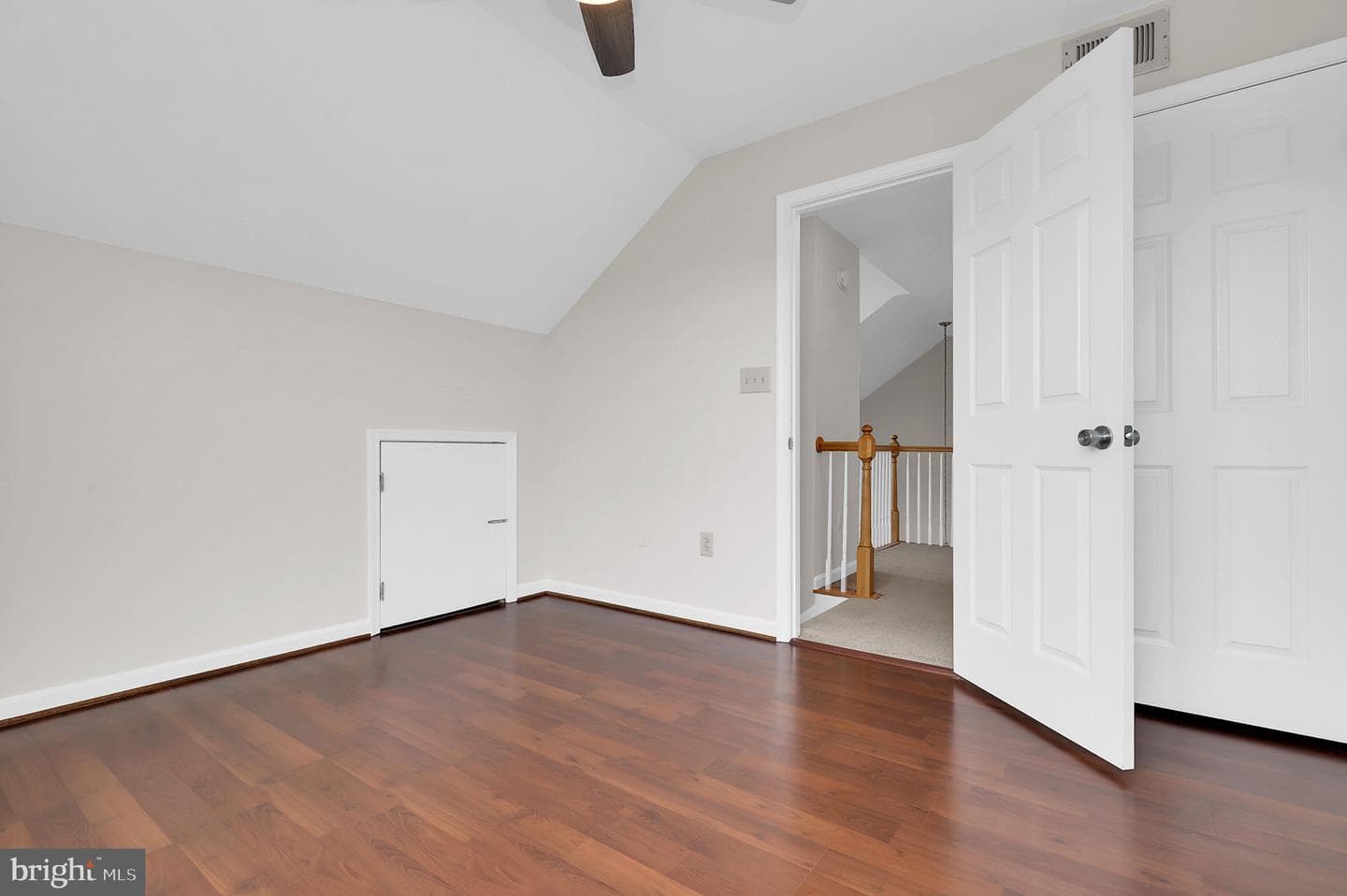 913 Hillside Lake Terrace #413 photo 22