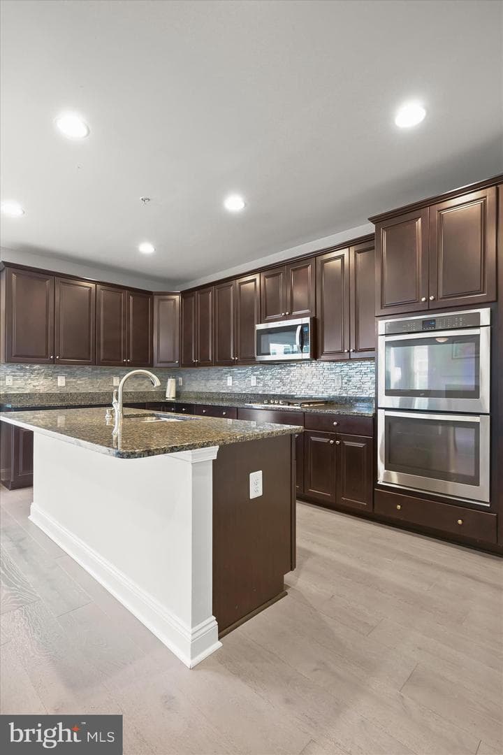 4305 Camley Way photo 20