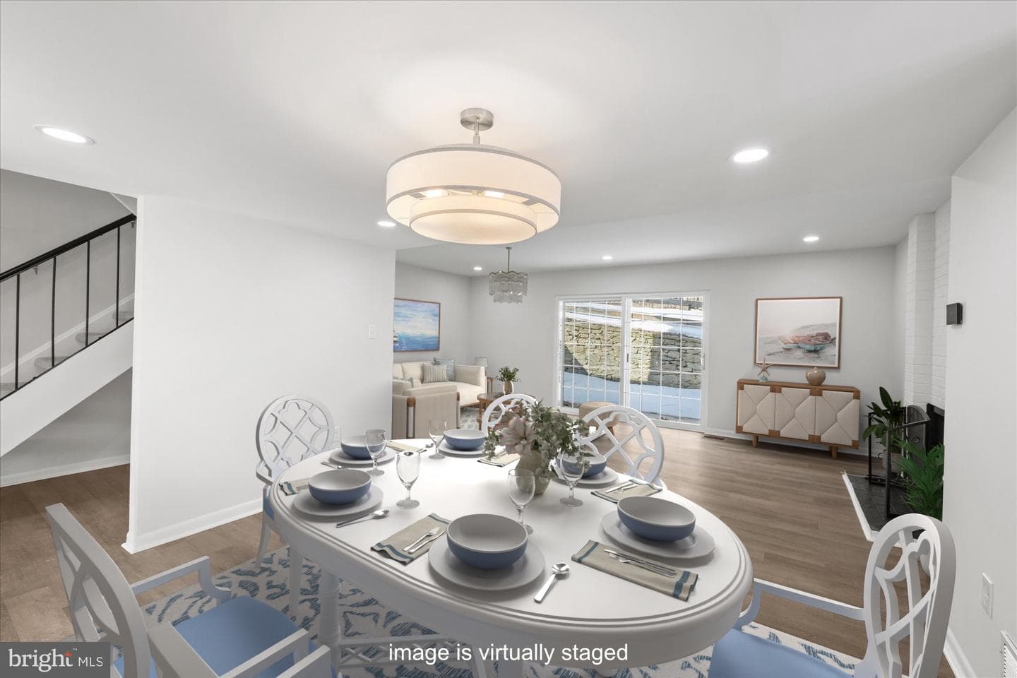 9226 Three Oaks Drive photo 3